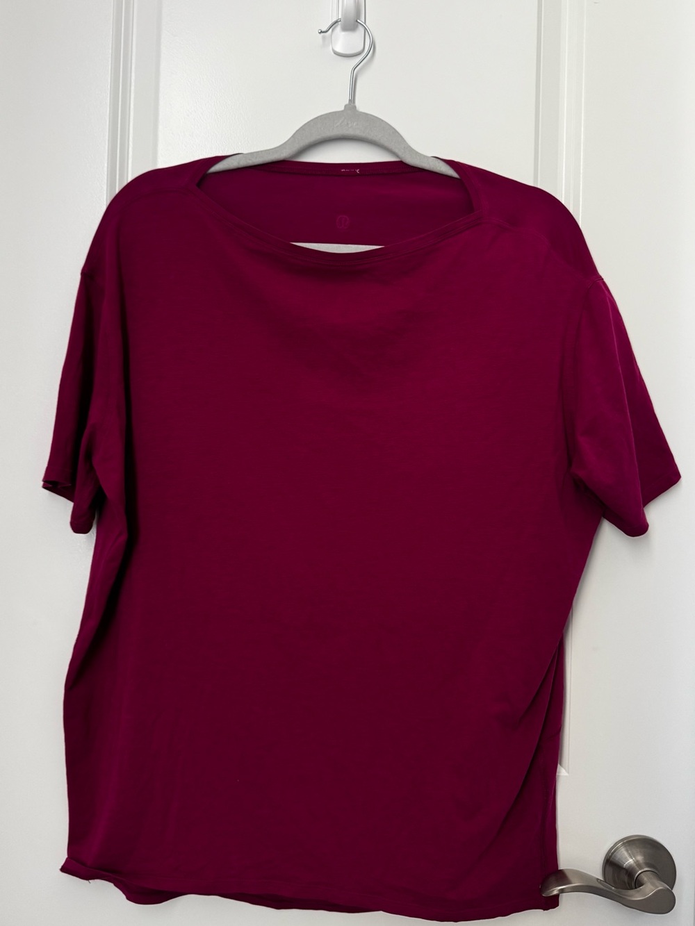 Lululemon Women’s L Magenta Back in Action Organic Cotton Relaxed T-Shirt Gym